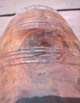 A knot on the outer surface of the shell of a tabla dayan.